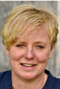 Portrait photo of Francesca Murray
